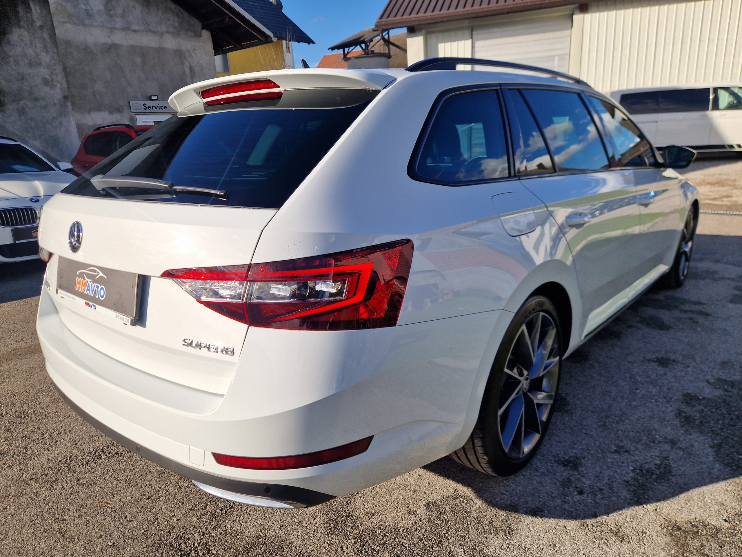 Škoda Superb 2.0 TDI-Sportline-BLACK EDITION-DSG 110 kW-ALCANTARA-NAVI - slika 8
