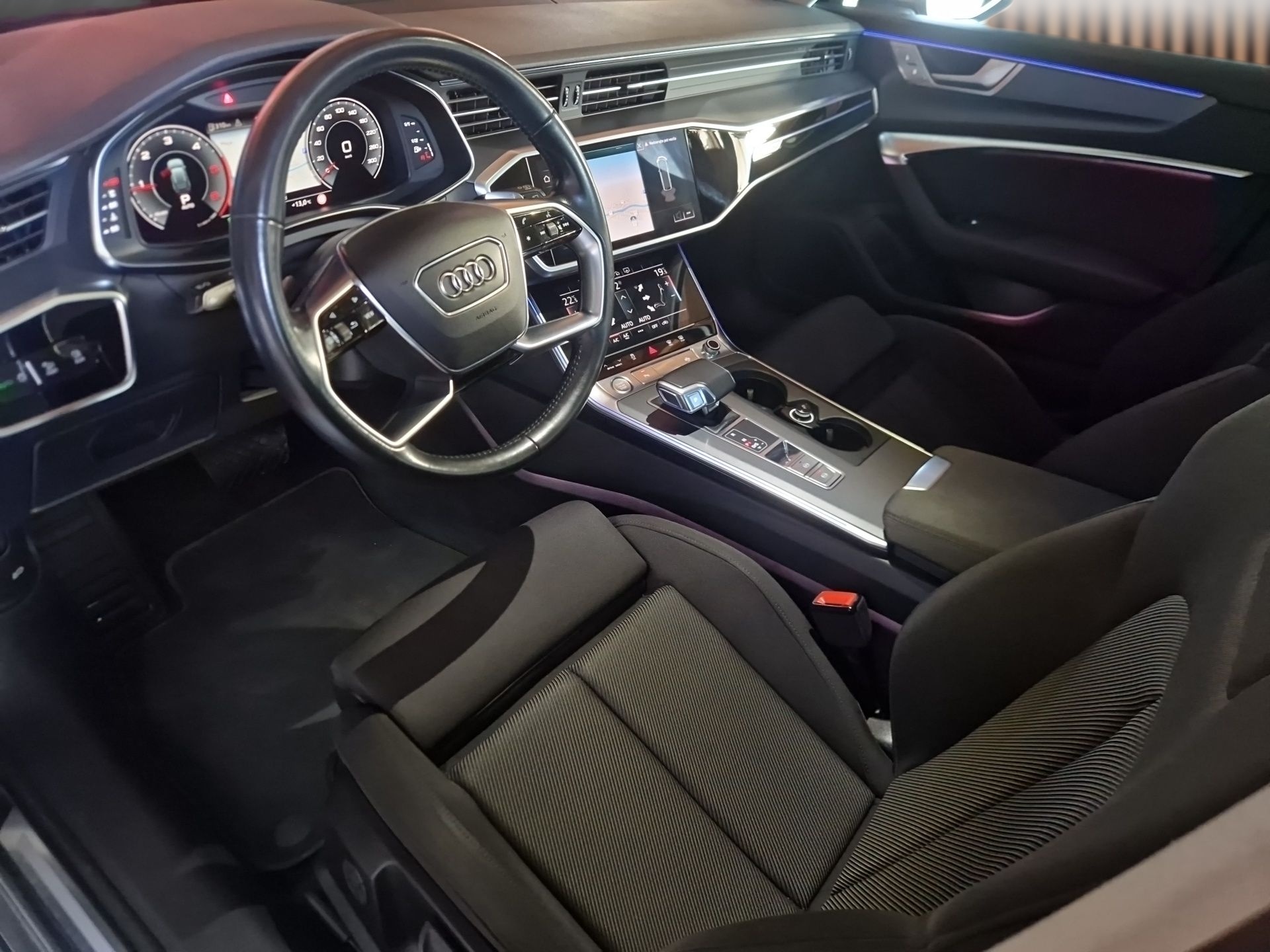 Audi A6 Avant 40 TDI quattro S tronic sport 150kW-VIRT-MATRI-ACC - slika 11